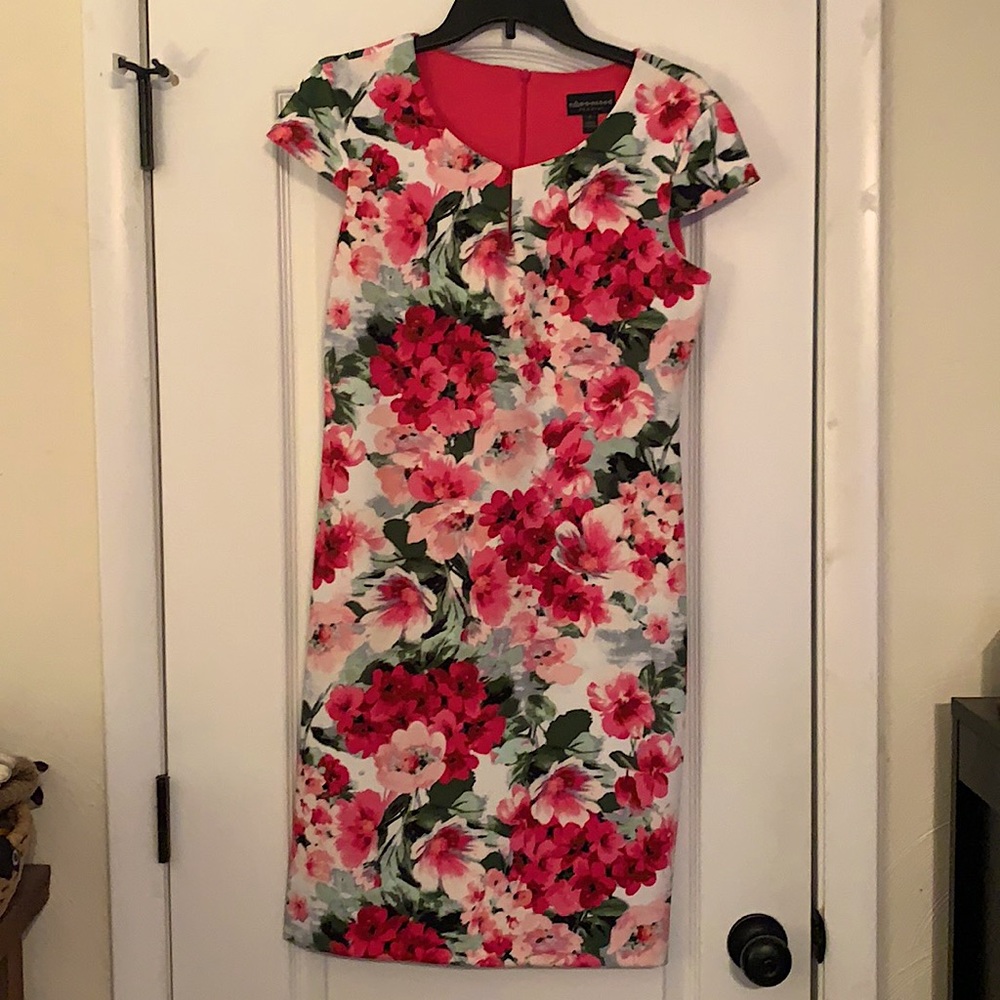 Connected Apparel, Size 6, Multi-color, floral
